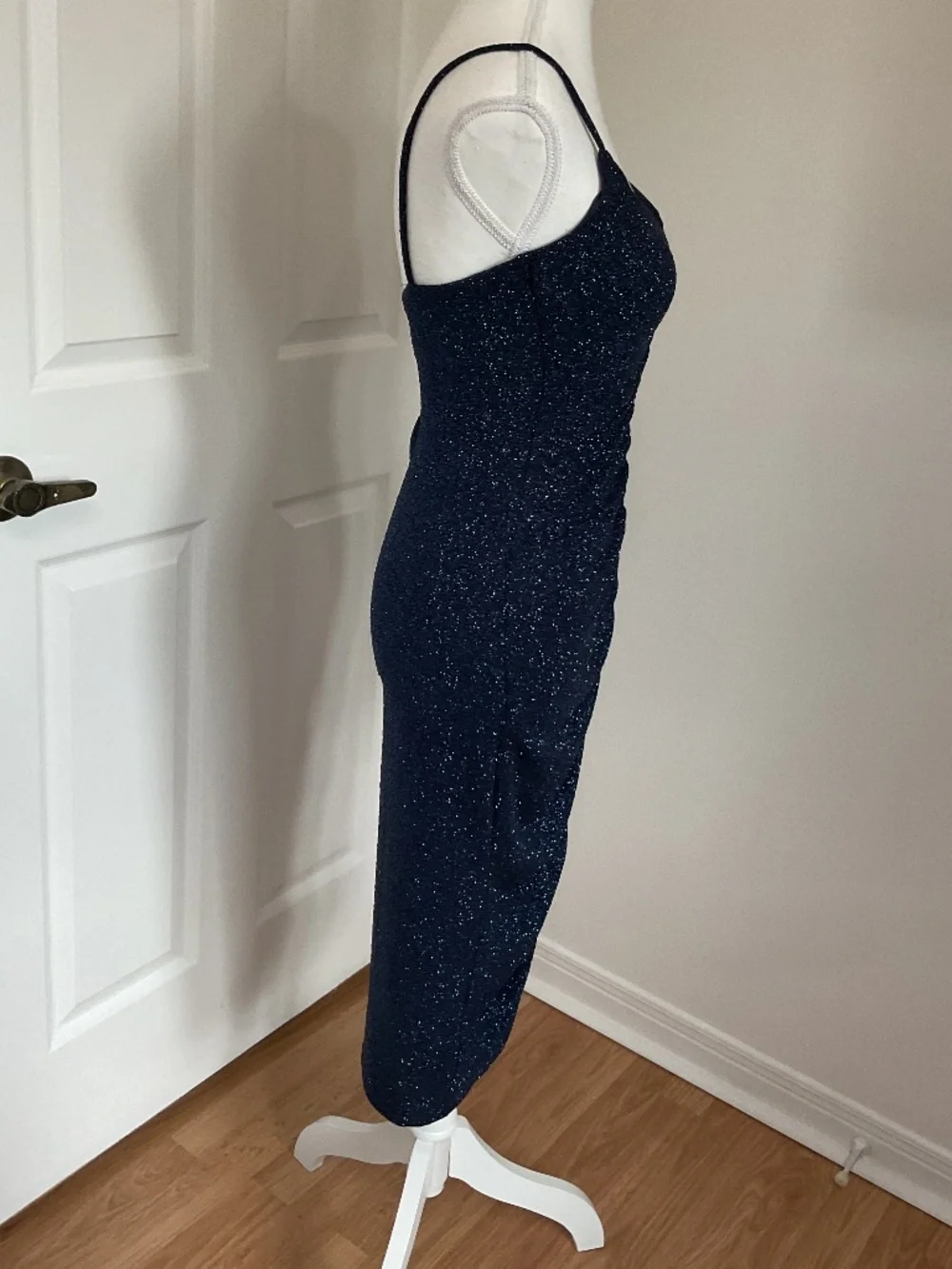 🤩Lovely Day Starlett Ruched Shimmer Midi Dress - size L - Picture 3 of 6